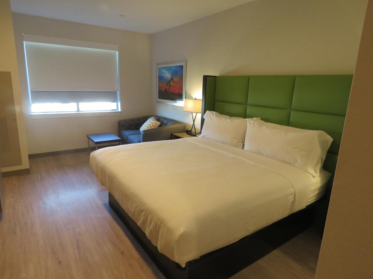 Hotel Wyndham Garden College Station Esterno foto